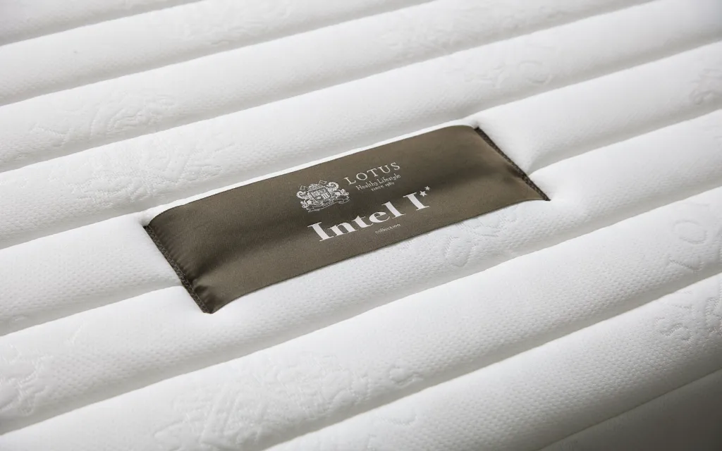 Lotus - Intel I Mattress - 6ft x 6.5ft - 8"